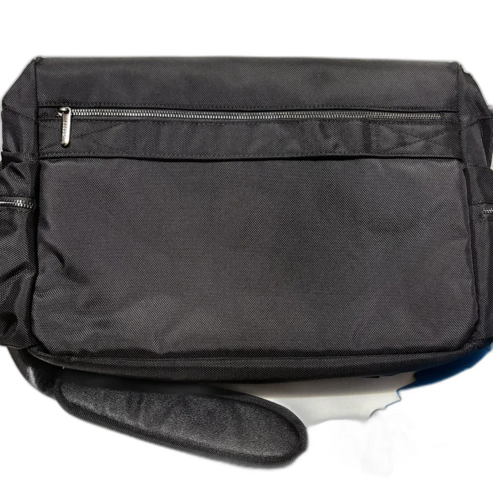 Cocoon Messenger Bag 16